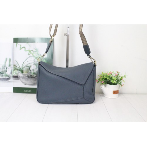 百搭午皮斜揹袋